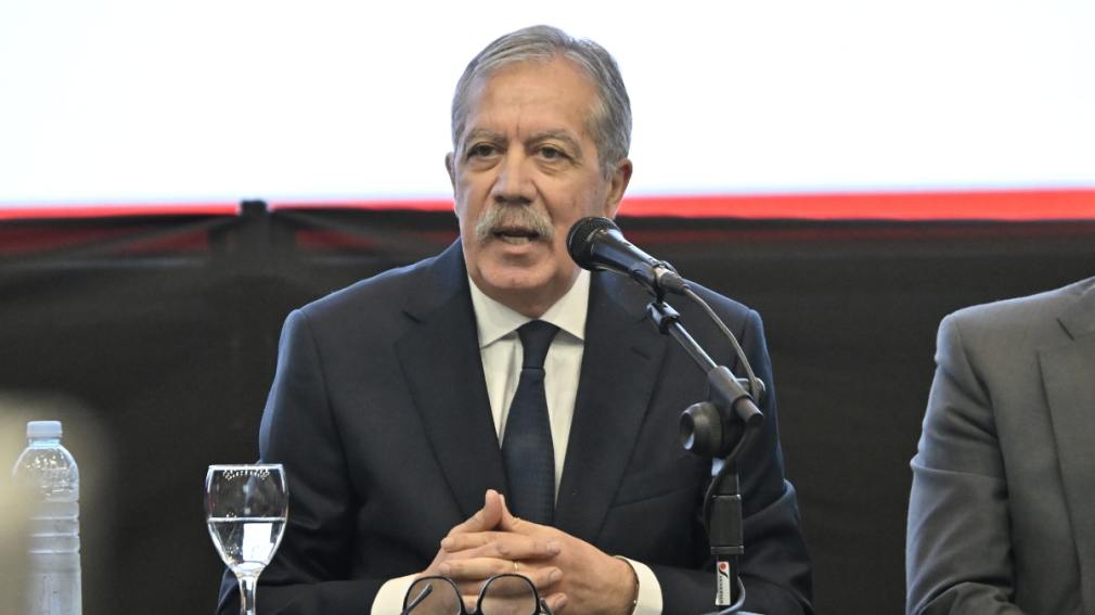 El Gobernador convocará a la Mesa de Diálogo y Trabajo para definir la pauta salarial 2026
